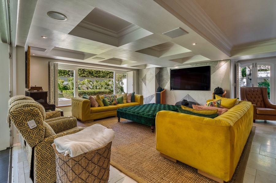 9 Bedroom Property for Sale in Parel Vallei Western Cape